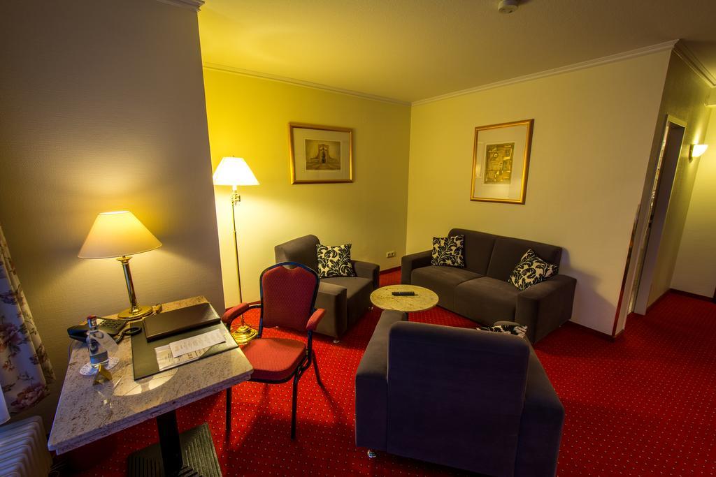 Sachsenwald Hotel Reinbek Exteriér fotografie